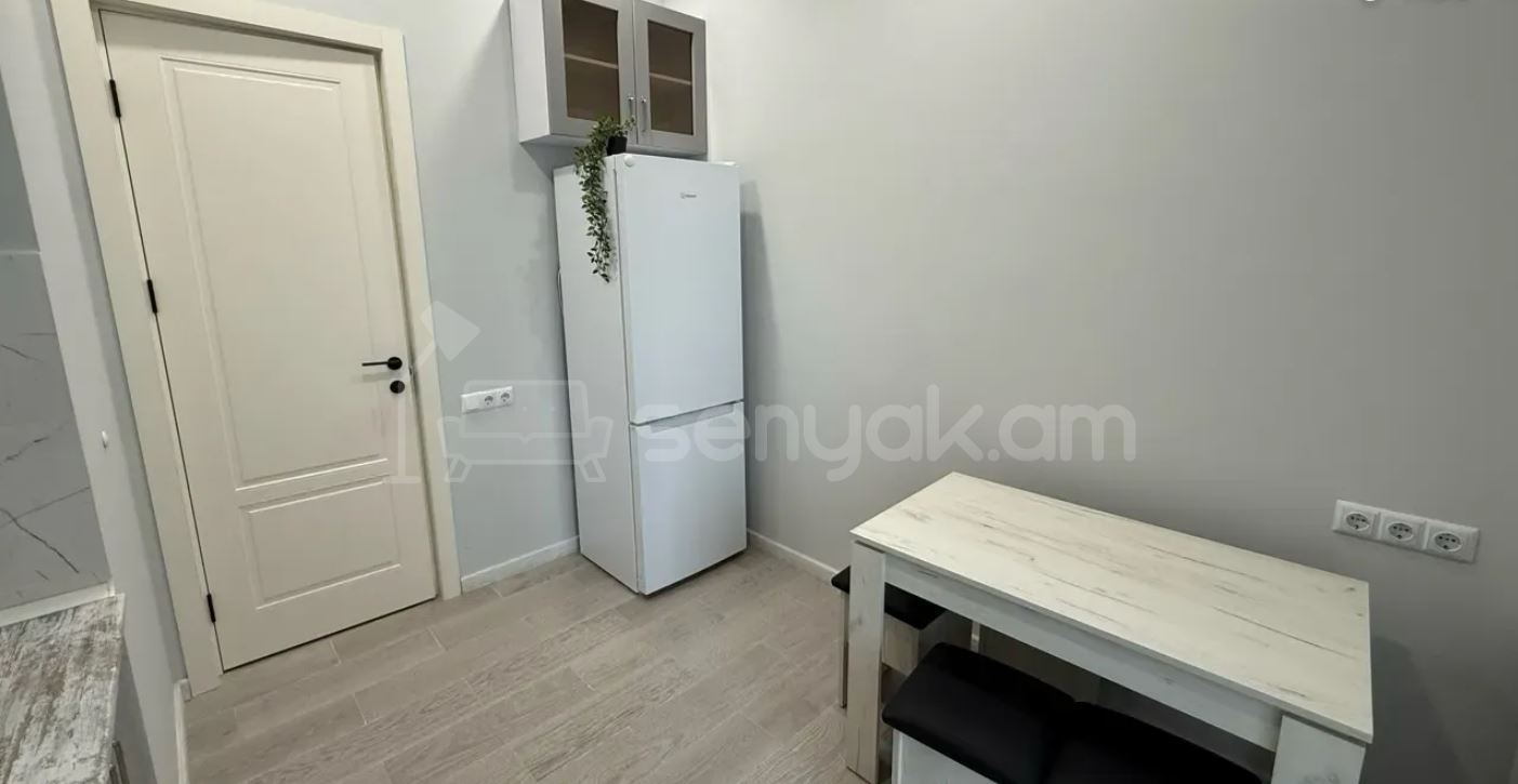 2 Սենյականոց Բնակարան, 60քմ, 14/16 հարկ, Կապիտալ Վերանորոգված, Կահավորված, Արևկող