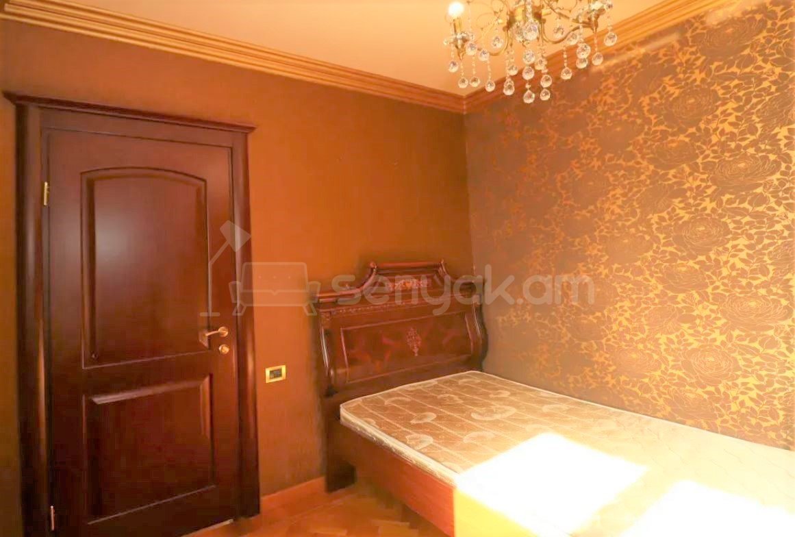 4 Սենյականոց Բնակարան Քարե Շենքում, 120քմ, 5/14 հարկ, Կապիտալ Վերանորոգված, Կահավորված, Արևկող