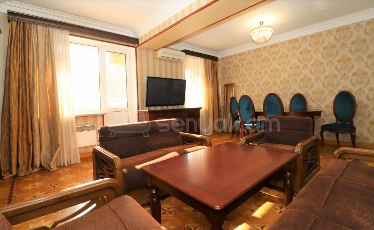 4 Սենյականոց Բնակարան Քարե Շենքում, 120քմ, 5/14 հարկ, Կապիտալ Վերանորոգված, Կահավորված, Արևկող