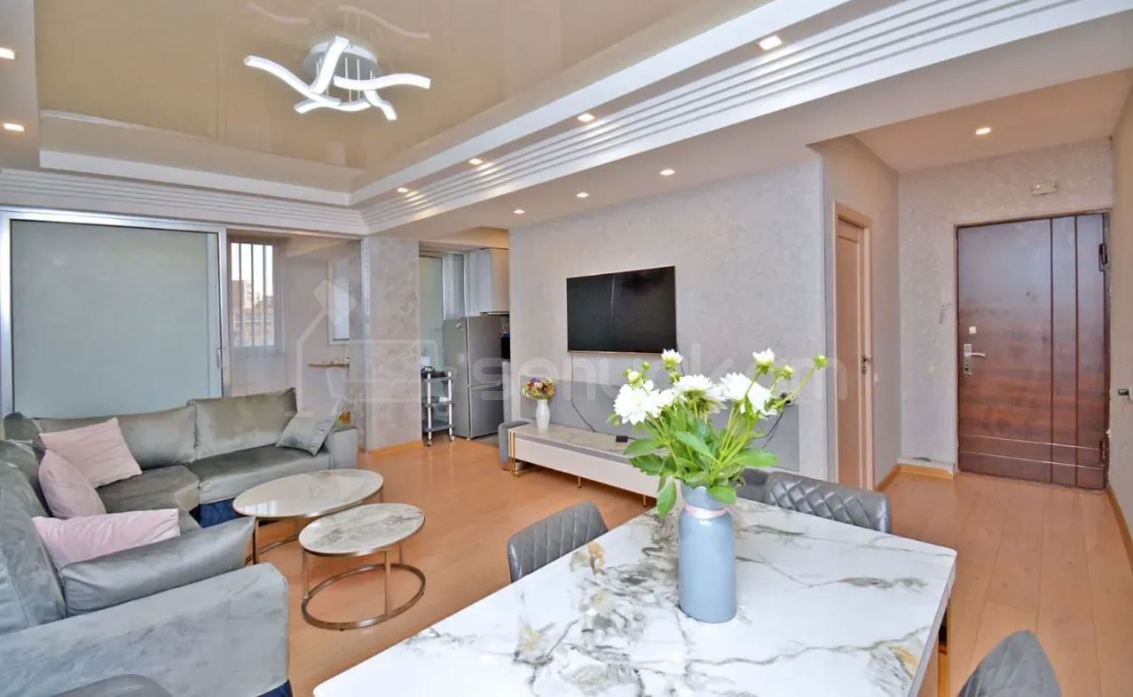 3 Սենյականոց Բնակարան, 80քմ, 8/11 հարկ, Կապիտալ Վերանորոգված, Կահավորված, Արևկող