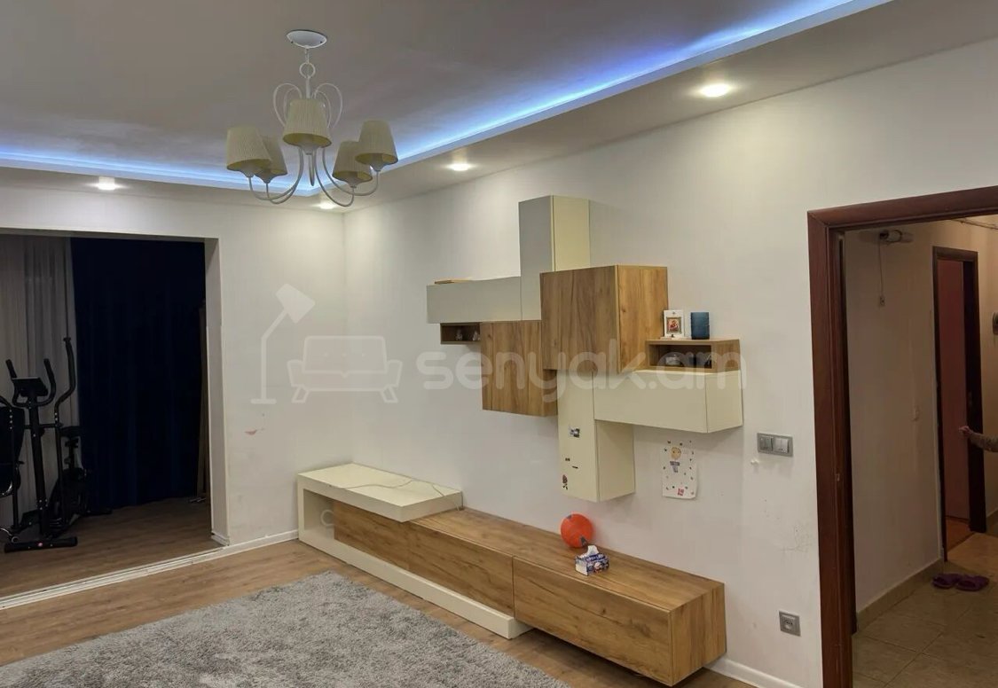 4 Սենյականոց Բնակարան, 90քմ, 6/9 հարկ, Կապիտալ Վերանորոգված