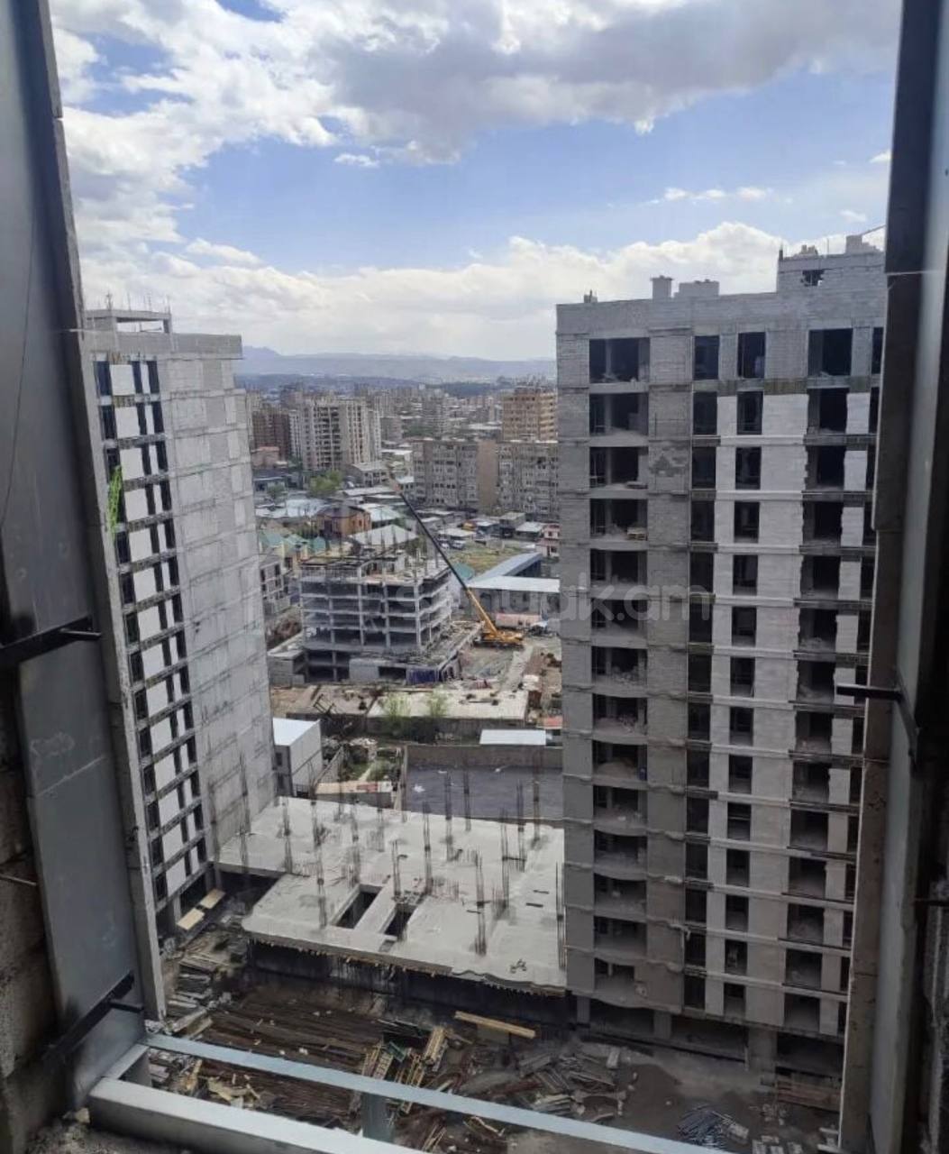 2 Սենյականոց Բնակարան, 61քմ, 15/17 հարկ, Զրոյական Վիճակում