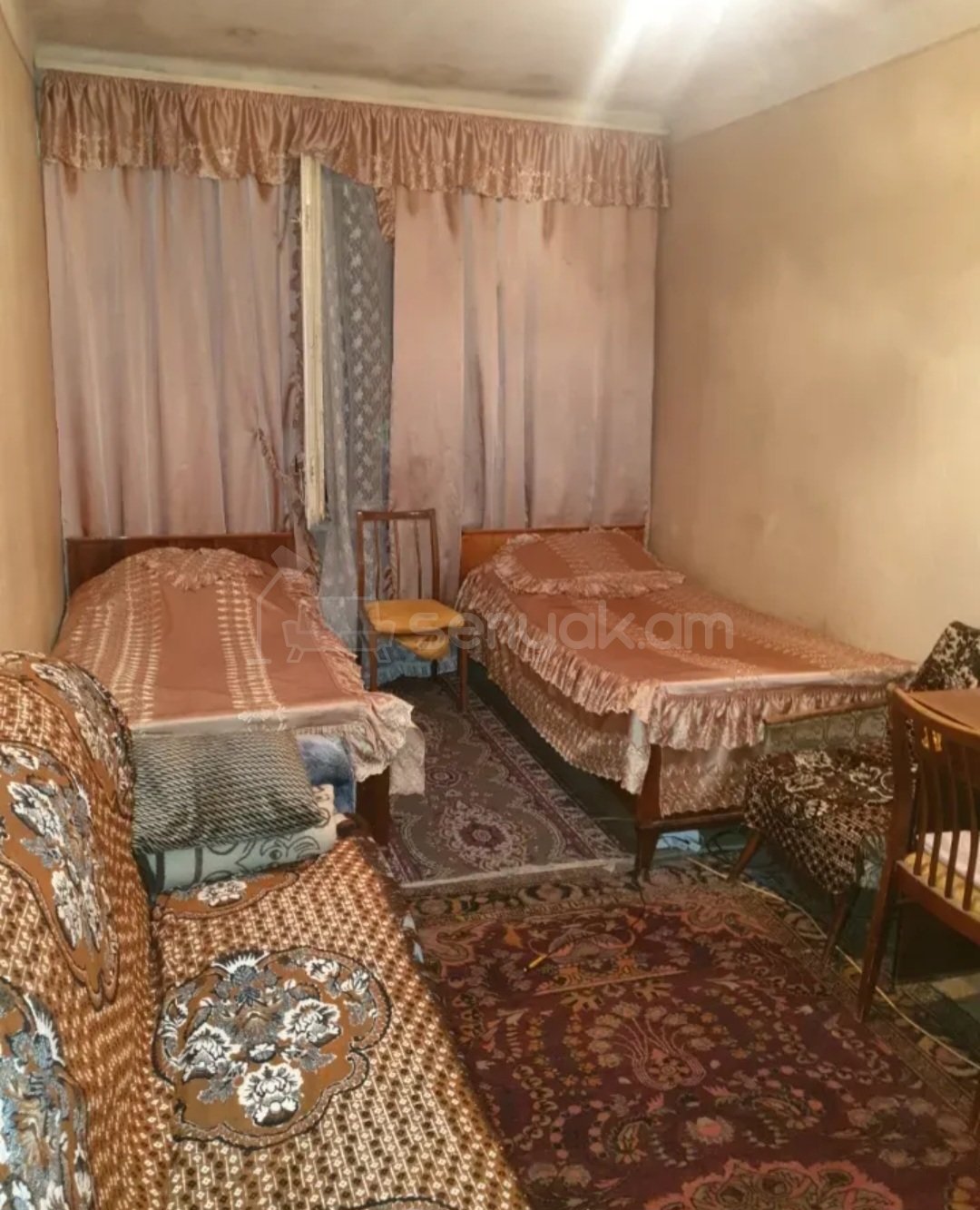 3 Սենյականոց Բնակարան Քարե Շենքում, 88քմ, 5/5 հարկ, Պետական Վիճակում