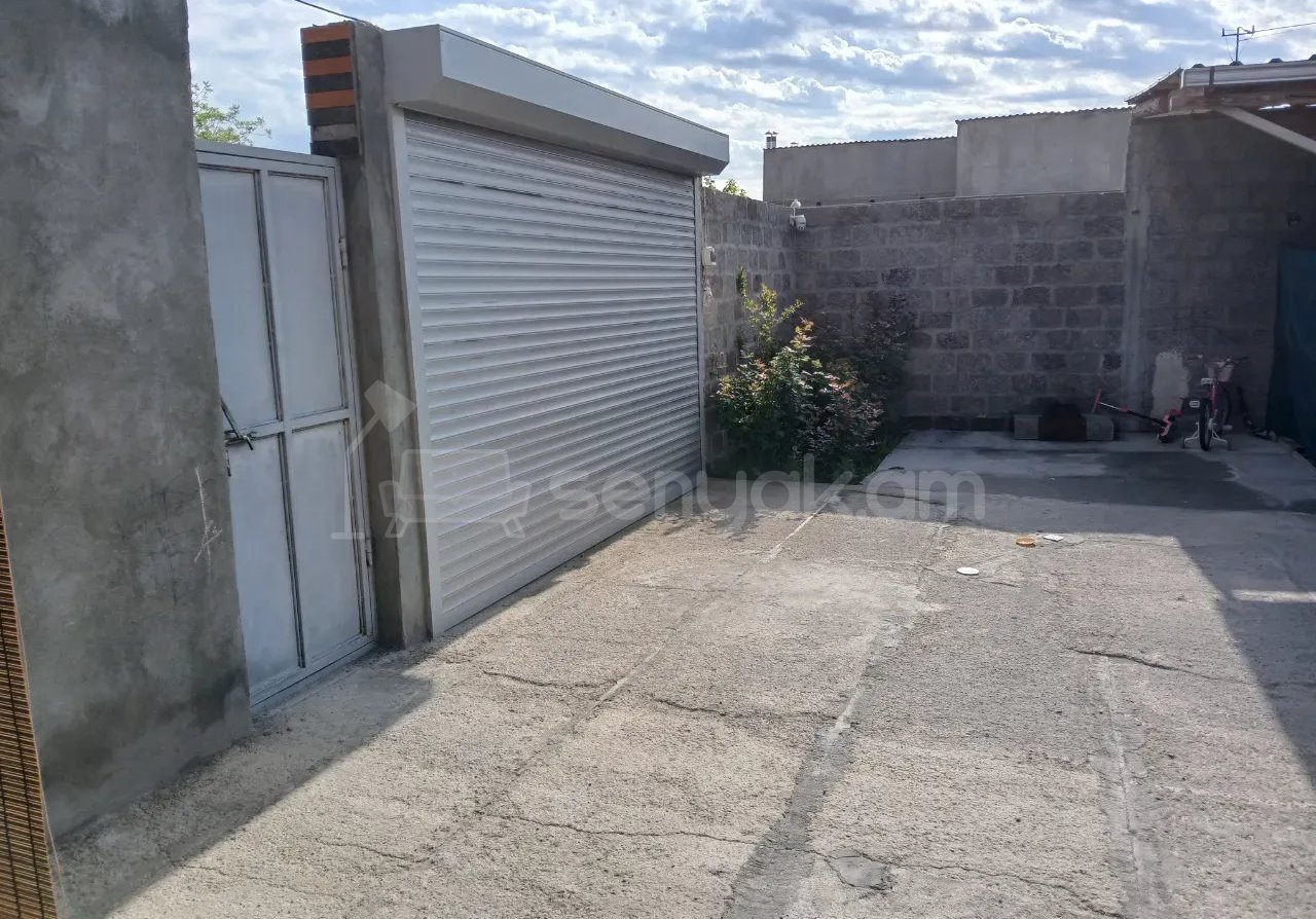 3 Սենյականոց Սեփական Տուն, 90քմ, Կապիտալ Վերանորոգված, Ավտոտնակով