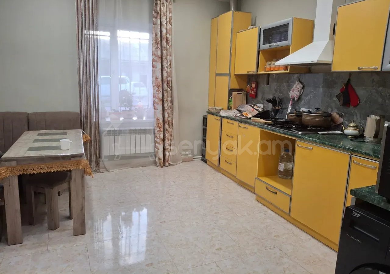 3 Սենյականոց Սեփական Տուն, 90քմ, Կապիտալ Վերանորոգված, Ավտոտնակով