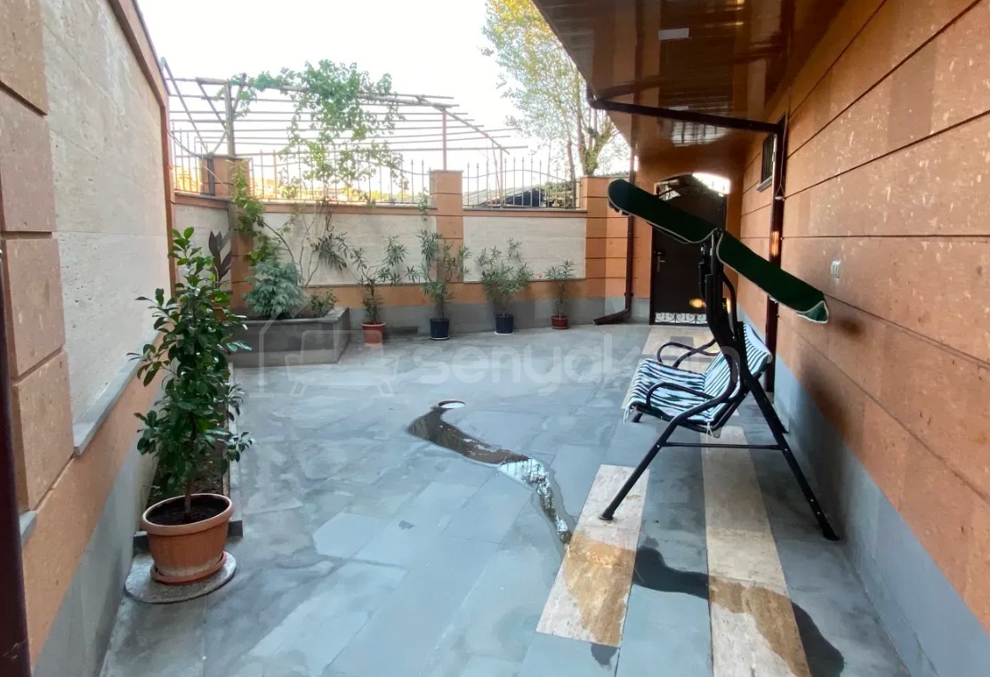 5 Սենյականոց Սեփական Տուն, 311քմ, Կապիտալ Վերանորոգված, Ավտոտնակով