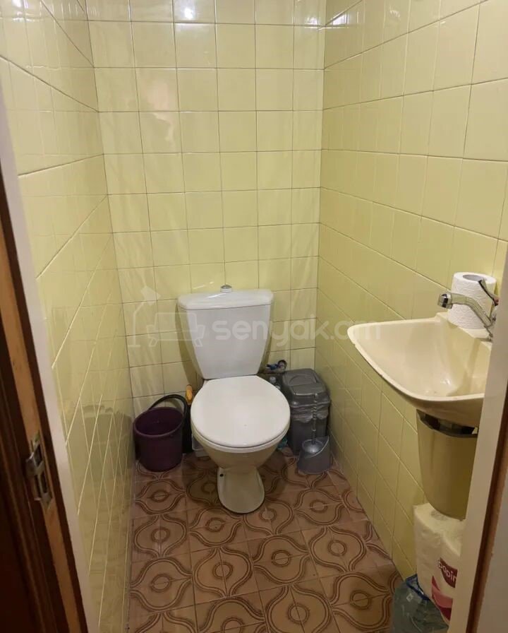 3 Սենյականոց Բնակարան, 80քմ, 4/9 հարկ, Նորմալ Վիճակում