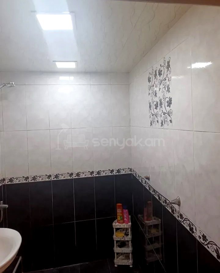 3 Սենյականոց Բնակարան, 43քմ, 2/4 հարկ, Կապիտալ Վերանորոգված