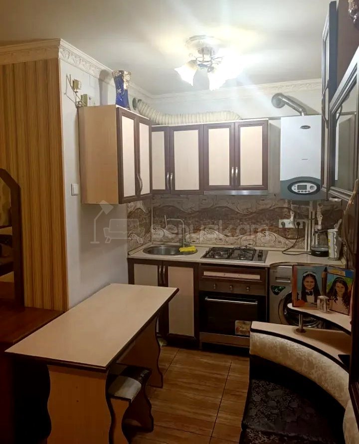 3 Սենյականոց Բնակարան, 43քմ, 2/4 հարկ, Կապիտալ Վերանորոգված