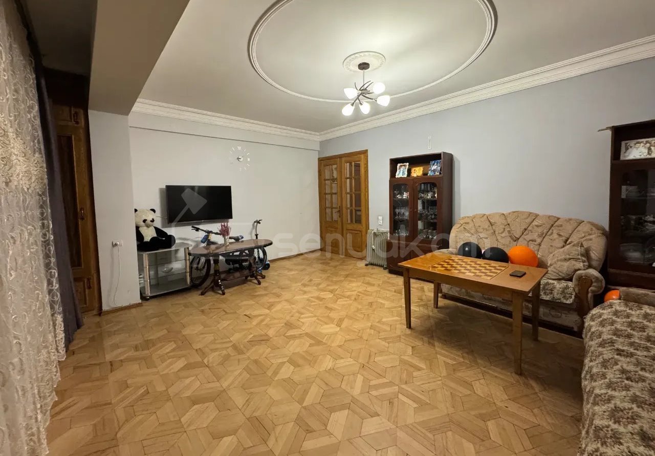 3 Սենյականոց Բնակարան, 76քմ, 1/9 հարկ, Կապիտալ Վերանորոգված