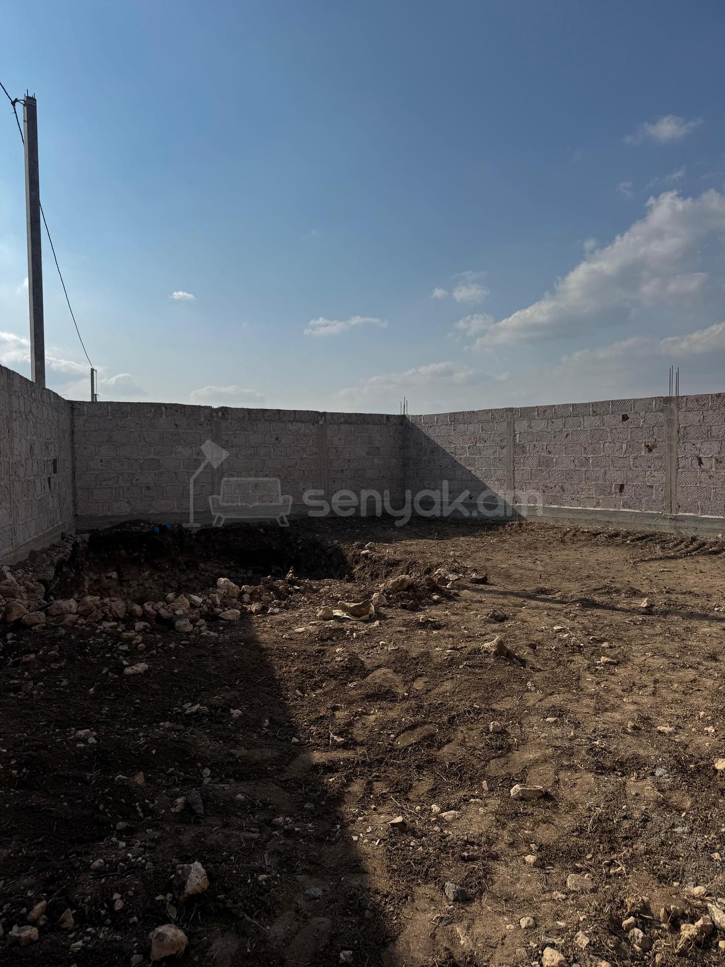 6 Սենյականոց Սեփական Տուն, 185քմ, Նորմալ Վիճակում, Ավտոտնակով