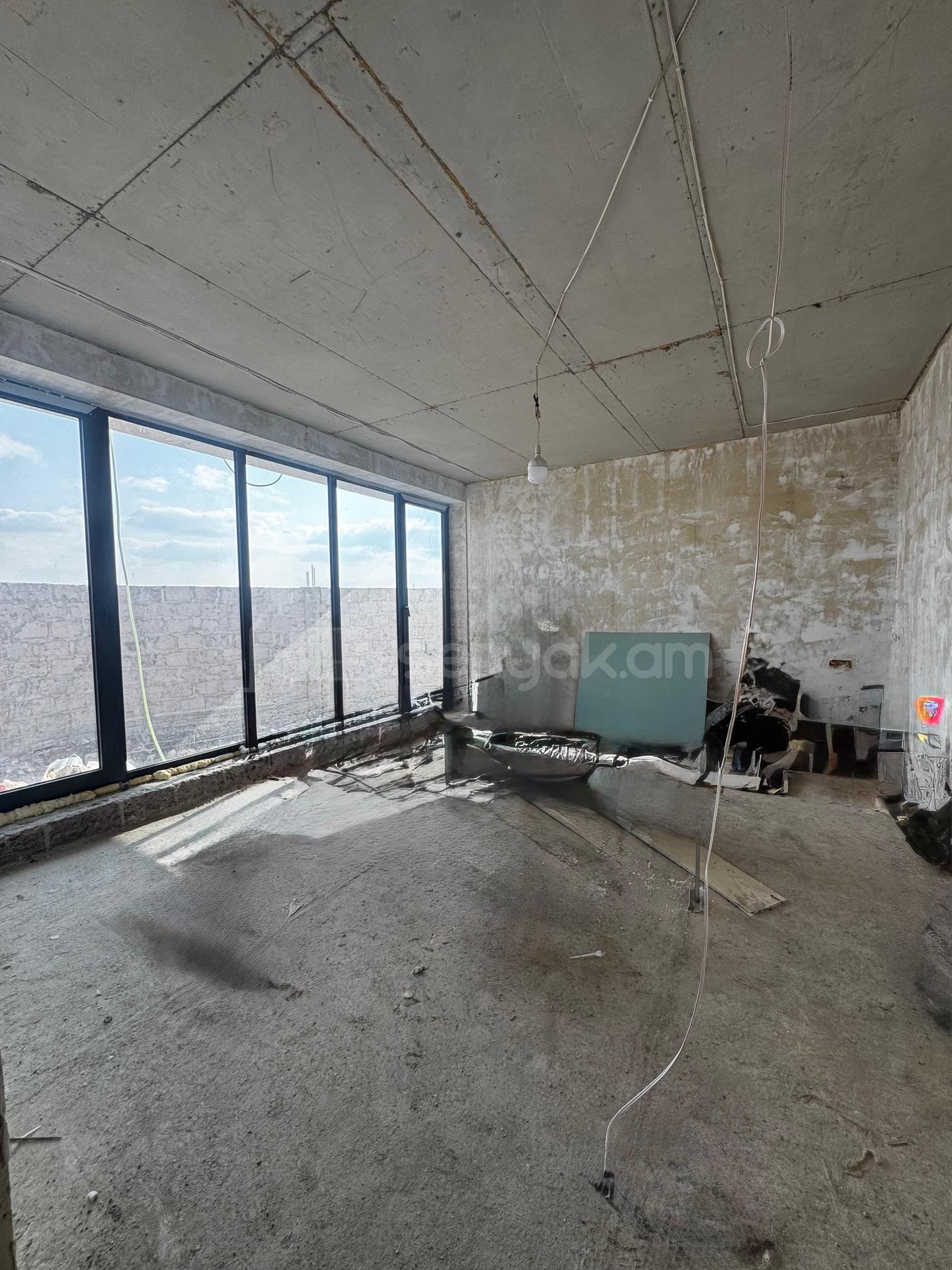 6 Սենյականոց Սեփական Տուն, 185քմ, Նորմալ Վիճակում, Ավտոտնակով