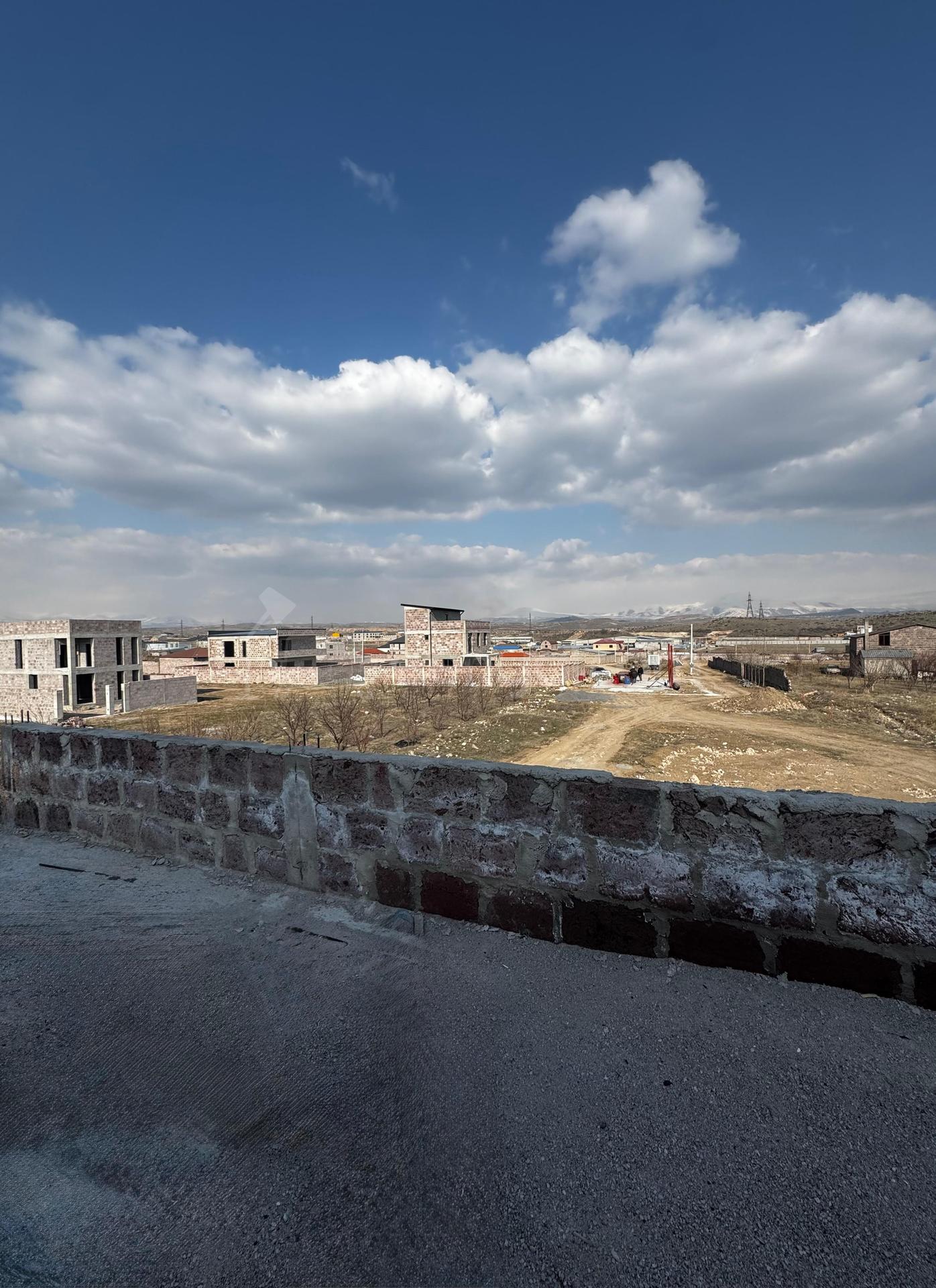 6 Սենյականոց Սեփական Տուն, 185քմ, Նորմալ Վիճակում, Ավտոտնակով