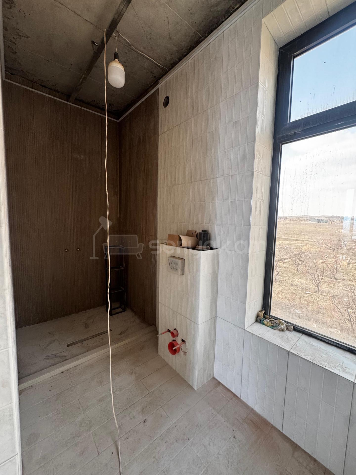 6 Սենյականոց Սեփական Տուն, 185քմ, Նորմալ Վիճակում, Ավտոտնակով