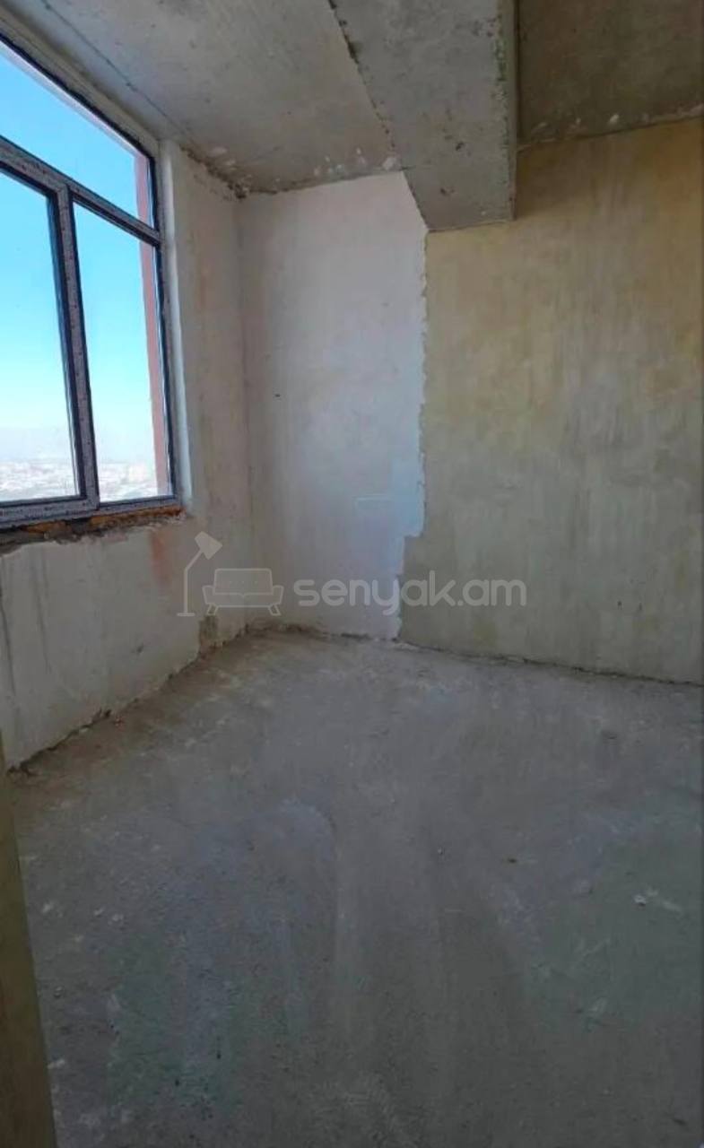 3 Սենյականոց Բնակարան, 56քմ, 8/12 հարկ, Զրոյական Վիճակում