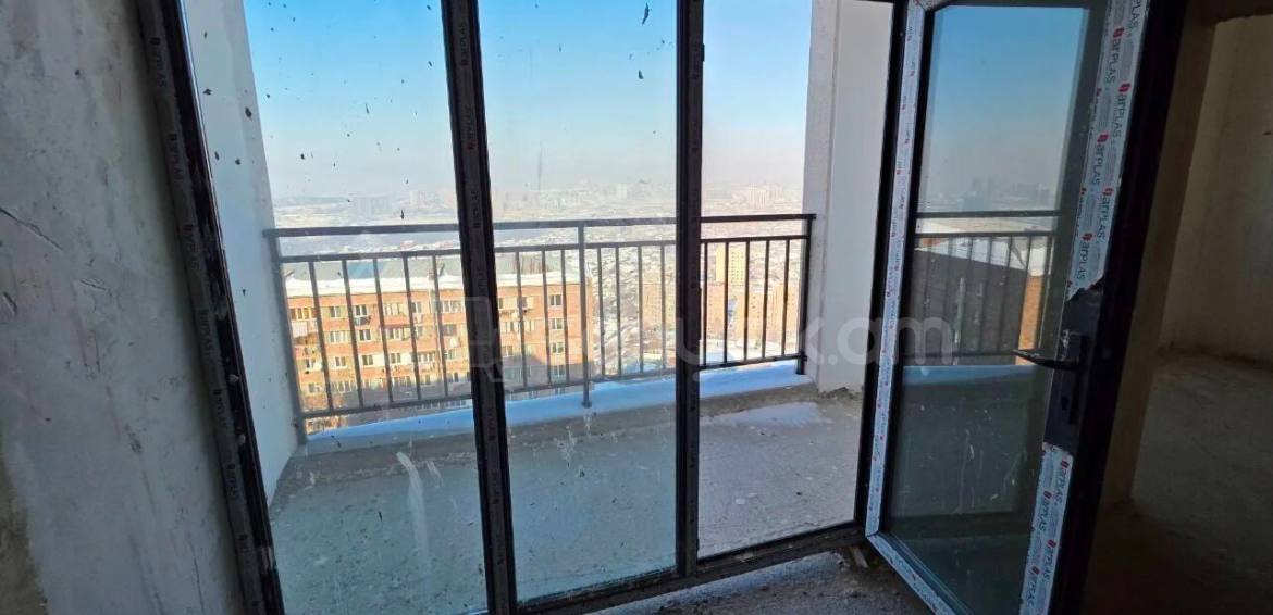 3 Սենյականոց Բնակարան, 56քմ, 8/12 հարկ, Զրոյական Վիճակում