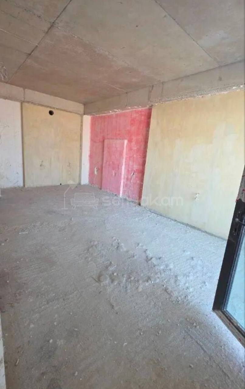 3 Սենյականոց Բնակարան, 56քմ, 8/12 հարկ, Զրոյական Վիճակում