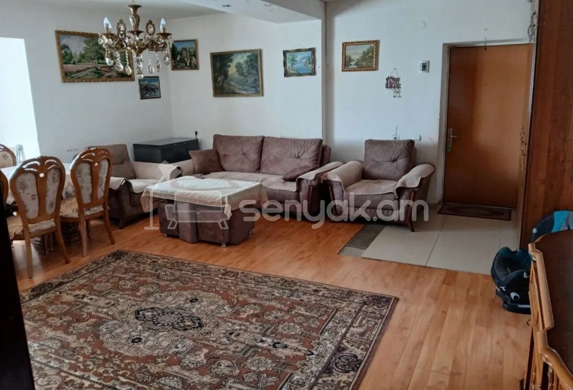 3 Սենյականոց Բնակարան Քարե Շենքում, 79քմ, 3/4 հարկ, Կապիտալ Վերանորոգված