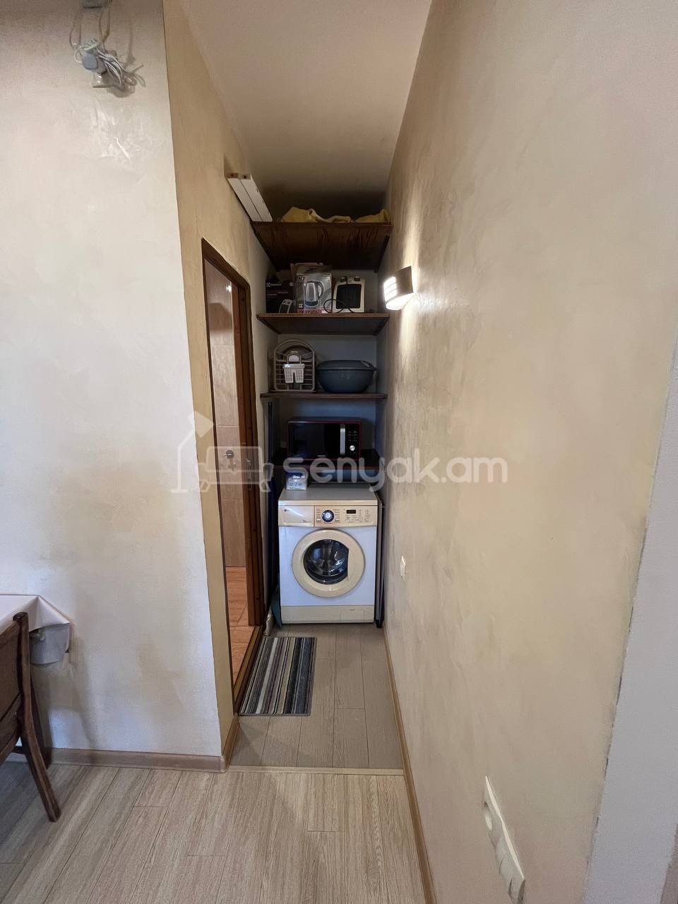 2 Սենյականոց Բնակարան Քարե Շենքում, 50քմ, 3/5 հարկ, Կապիտալ Վերանորոգված