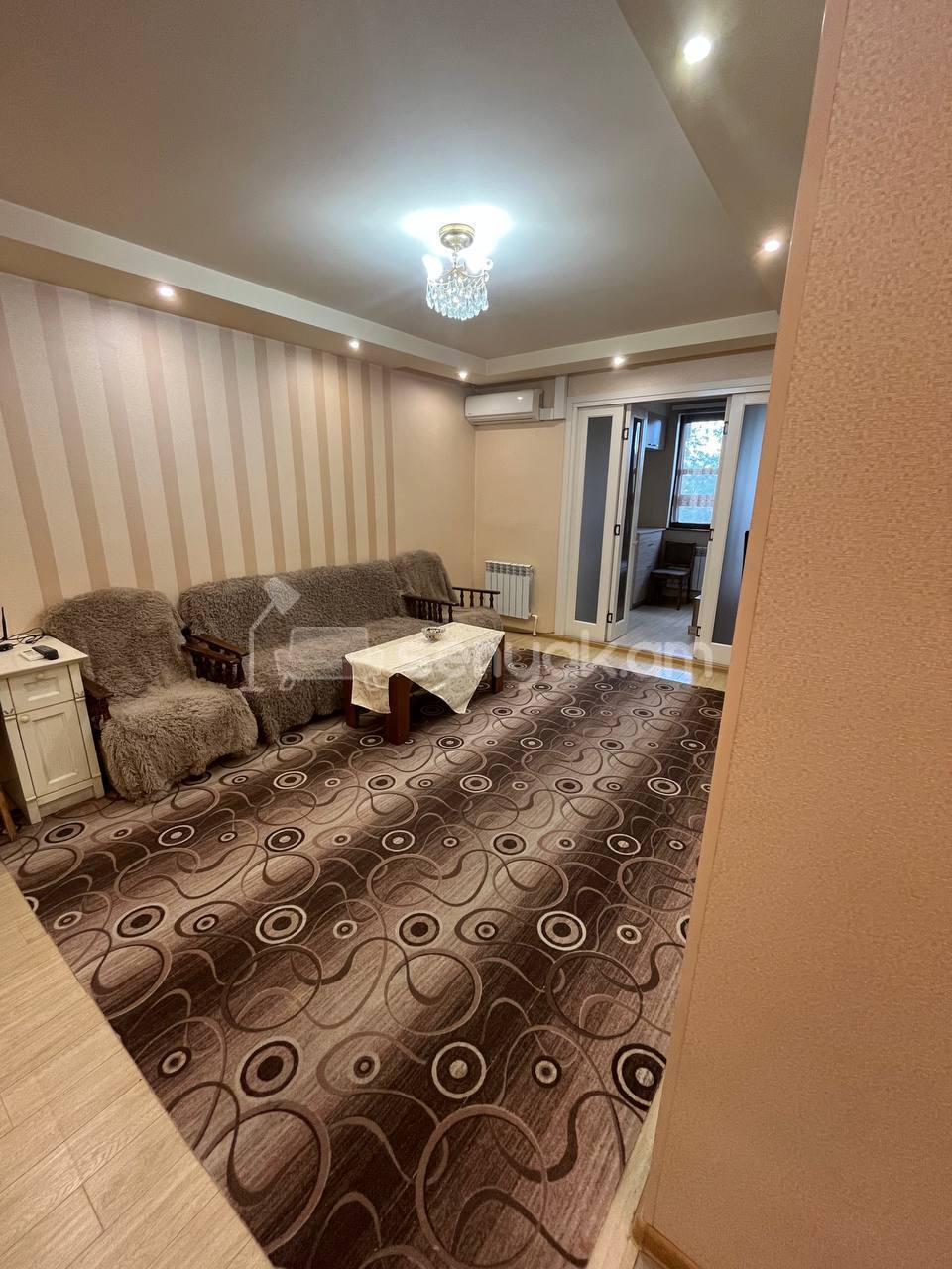 2 Սենյականոց Բնակարան Քարե Շենքում, 50քմ, 3/5 հարկ, Կապիտալ Վերանորոգված