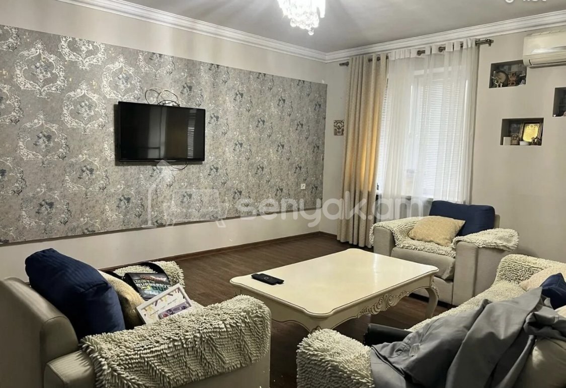 2 Սենյականոց Բնակարան Քարե Շենքում, 56քմ, 4/5 հարկ, Դիզայներական Վերանորոգված