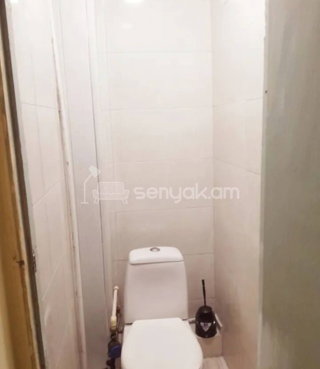 2 Սենյականոց Բնակարան Քարե Շենքում, 65քմ, 2/5 հարկ, Նորմալ Վիճակում, Կահավորված