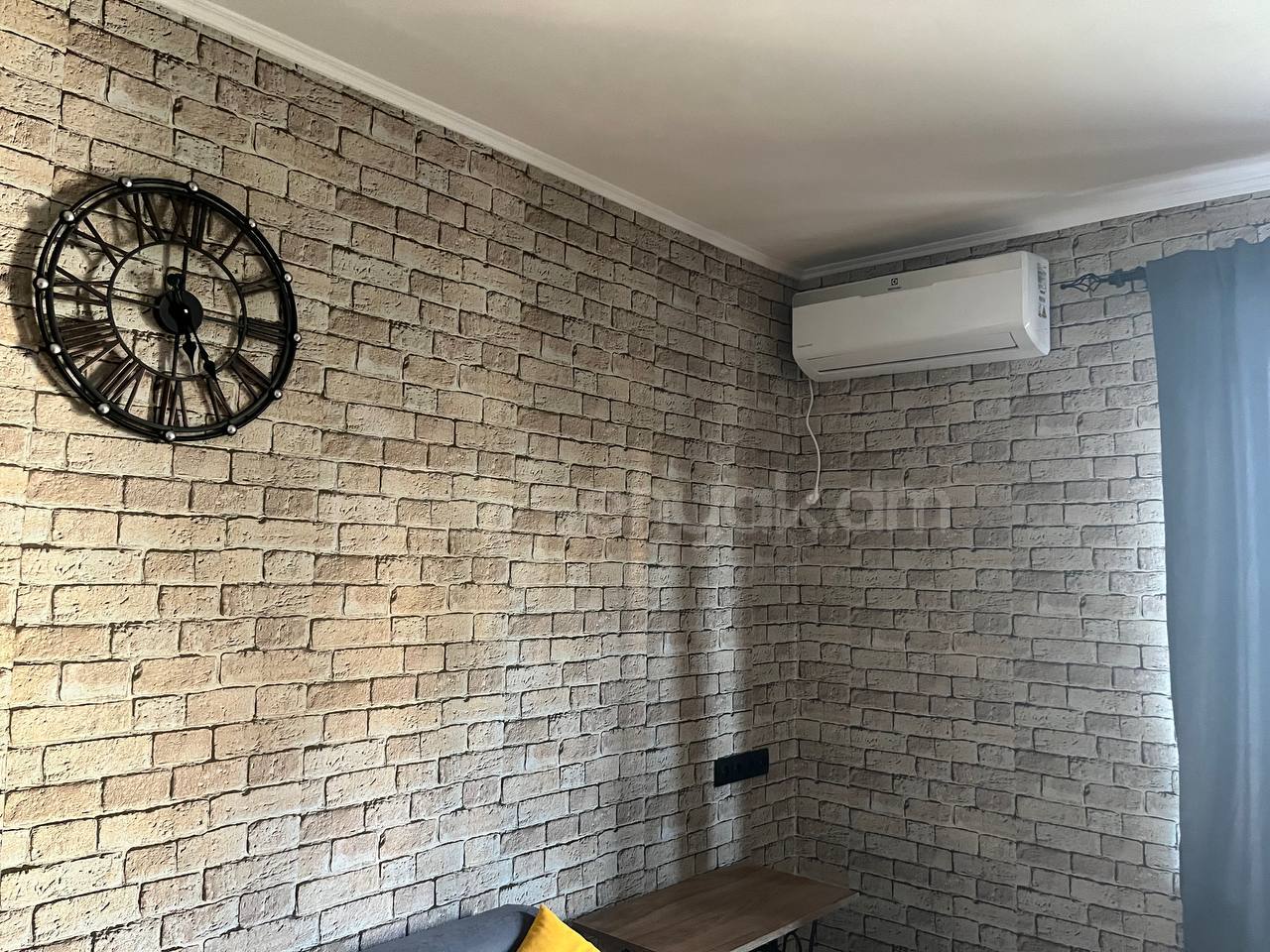 2 Սենյականոց Բնակարան Քարե Շենքում, 45քմ, 4/4 հարկ, Դիզայներական Վերանորոգված, Կահավորված, Արևկող