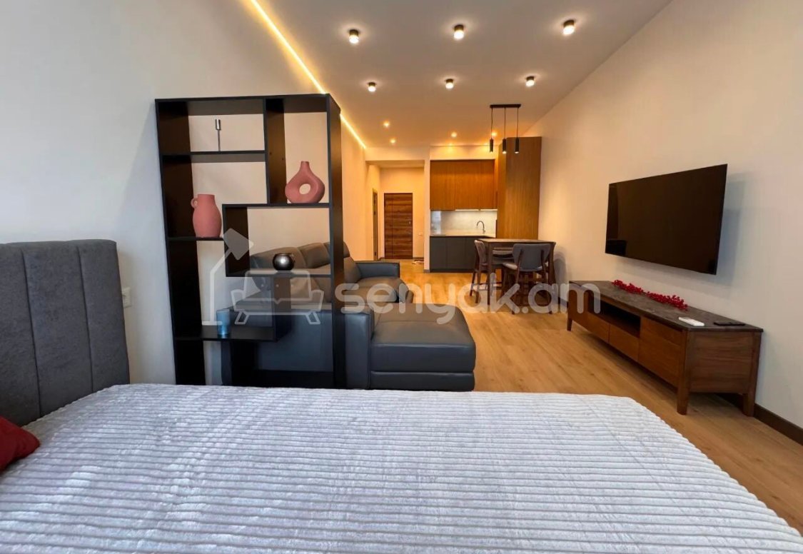 1 Սենյականոց Բնակարան Նորակառույցում, 44քմ, 12/18 հարկ, Դիզայներական Վերանորոգված