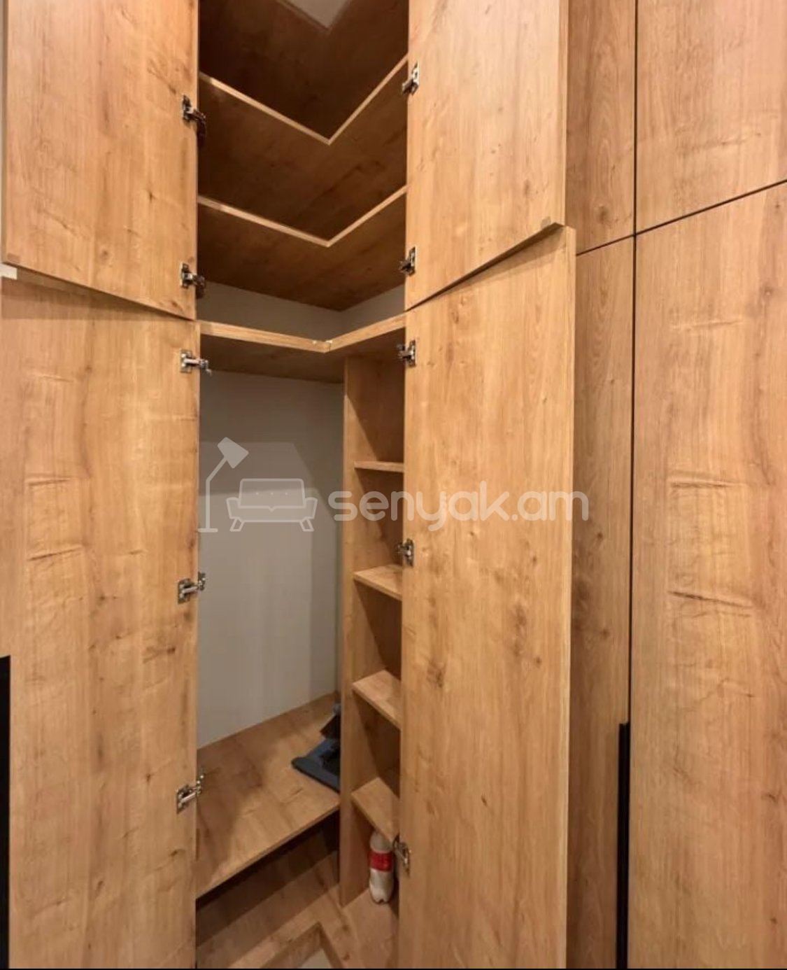 1 Սենյականոց Բնակարան Նորակառույցում, 44քմ, 12/18 հարկ, Դիզայներական Վերանորոգված