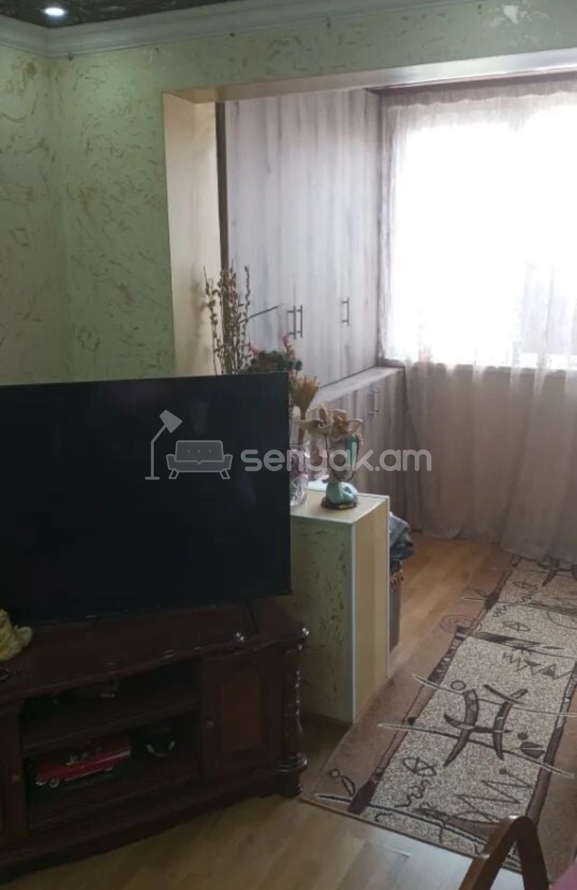 3 Սենյականոց Բնակարան Քարե Շենքում, 66քմ, 4/4 հարկ, Կապիտալ Վերանորոգված