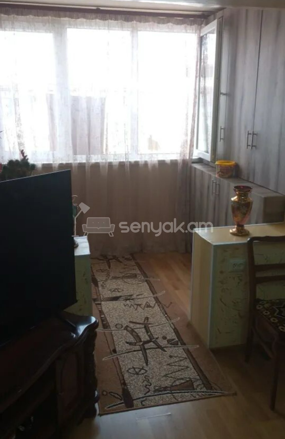 3 Սենյականոց Բնակարան Քարե Շենքում, 66քմ, 4/4 հարկ, Կապիտալ Վերանորոգված