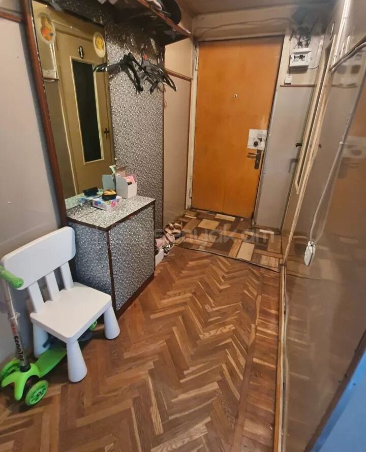 2 Սենյականոց Բնակարան Քարե Շենքում, 55քմ, 4/5 հարկ, Կապիտալ Վերանորոգված