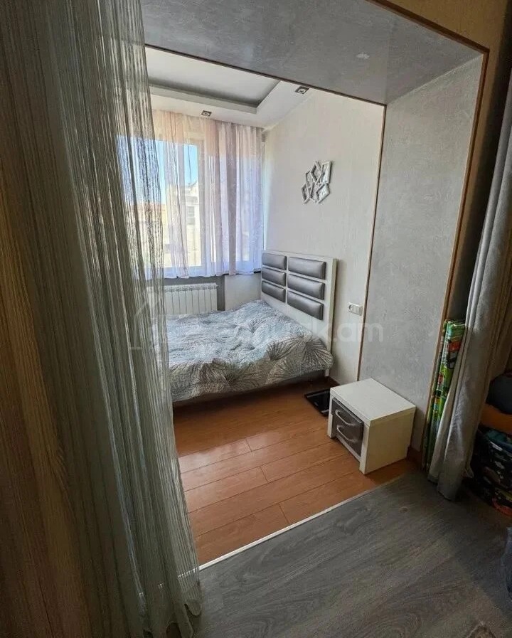 1 Սենյականոց Բնակարան Քարե Շենքում, 42քմ, 2/5 հարկ, Կապիտալ Վերանորոգված