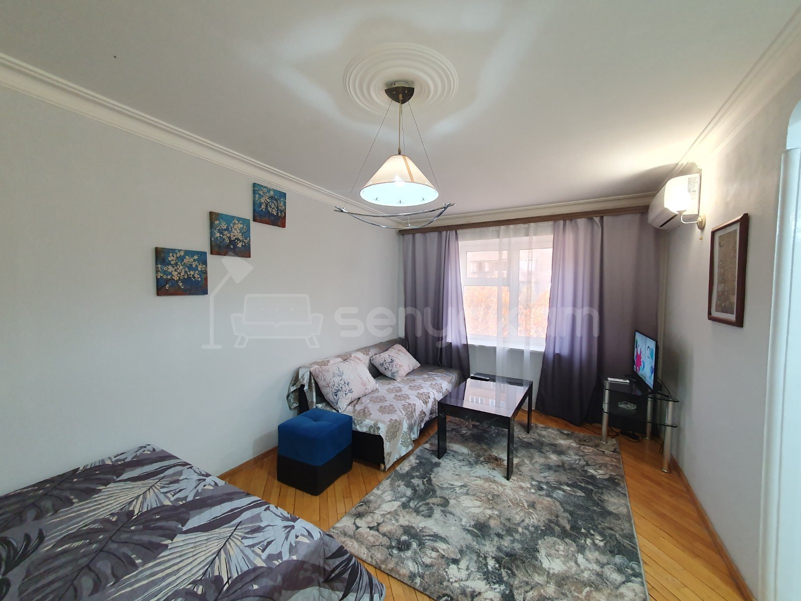 1 Սենյականոց Բնակարան Քարե Շենքում, 30քմ, 4/5 հարկ, Նորմալ Վիճակում