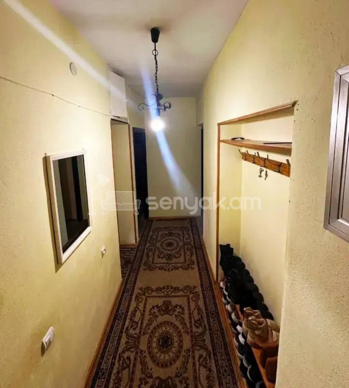 3 Սենյականոց Բնակարան Քարե Շենքում, 60քմ, 3/5 հարկ, Կոսմետիկ Վերանորոգված, Կահավորված