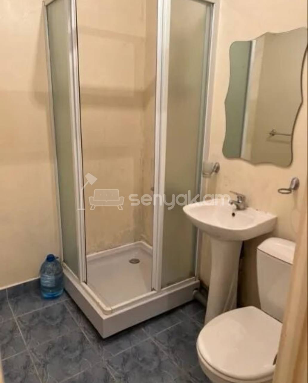 2 Սենյականոց Բնակարան, 51քմ, 5/5 հարկ, Կոսմետիկ Վերանորոգված, Կահավորված