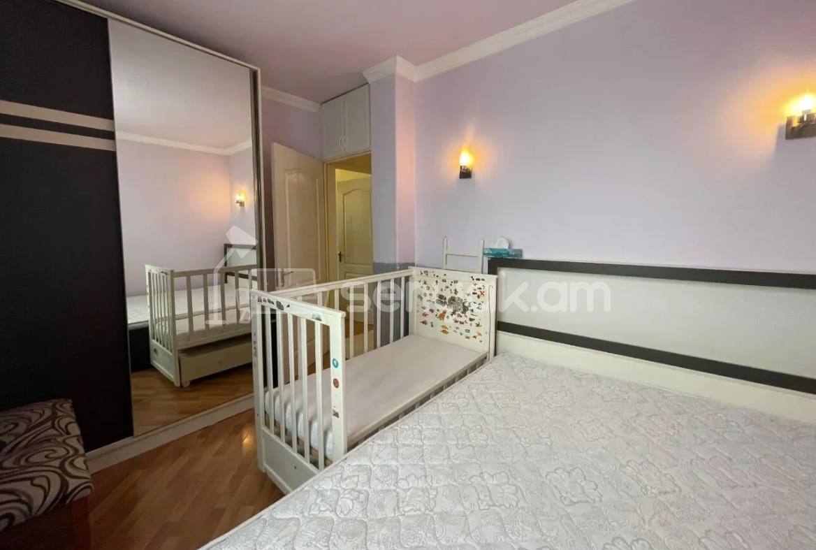 2 Սենյականոց Բնակարան Քարե Շենքում, 50քմ, 5/5 հարկ, Կապիտալ Վերանորոգված, Կահավորված