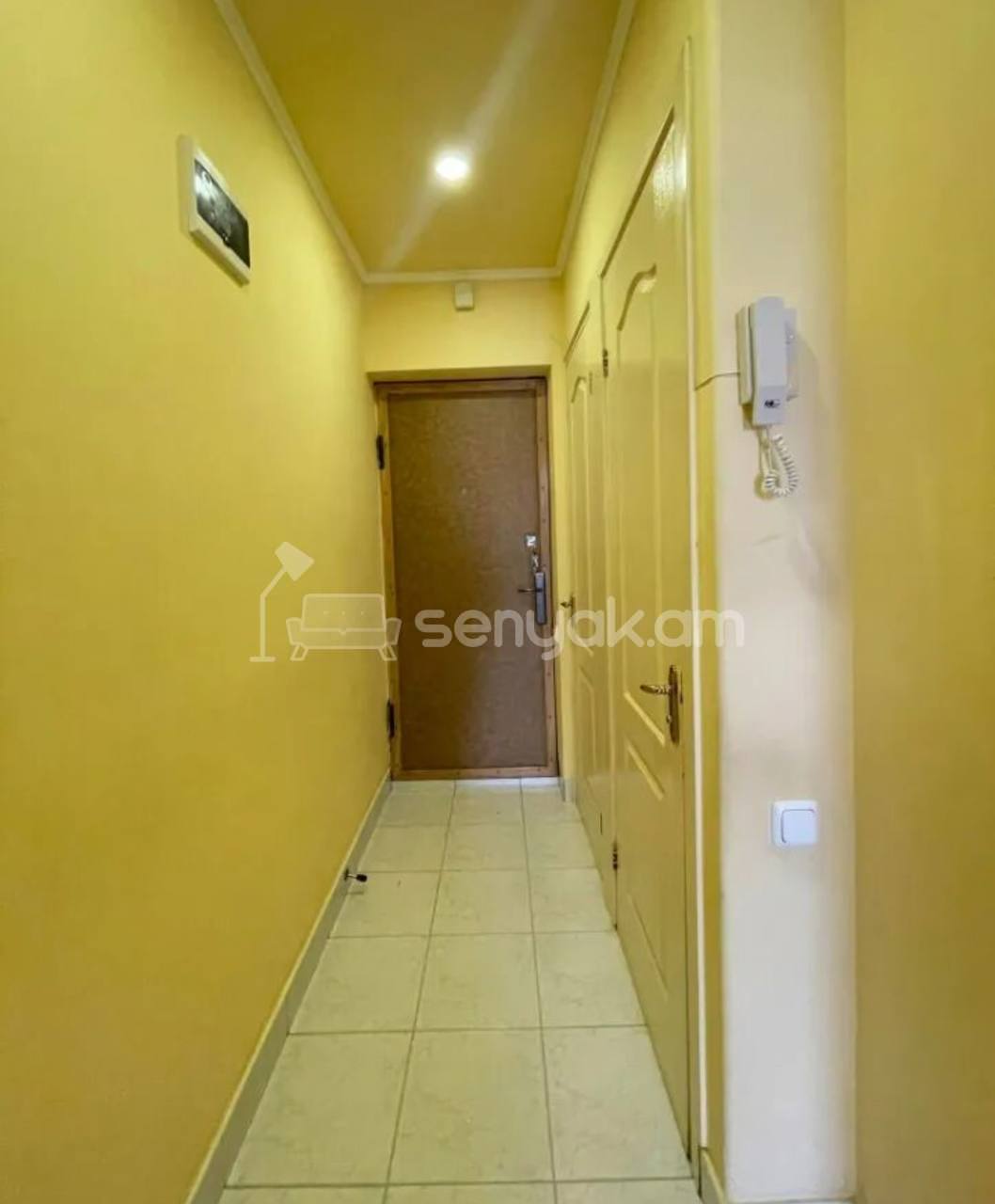 2 Սենյականոց Բնակարան Քարե Շենքում, 50քմ, 5/5 հարկ, Կապիտալ Վերանորոգված, Կահավորված