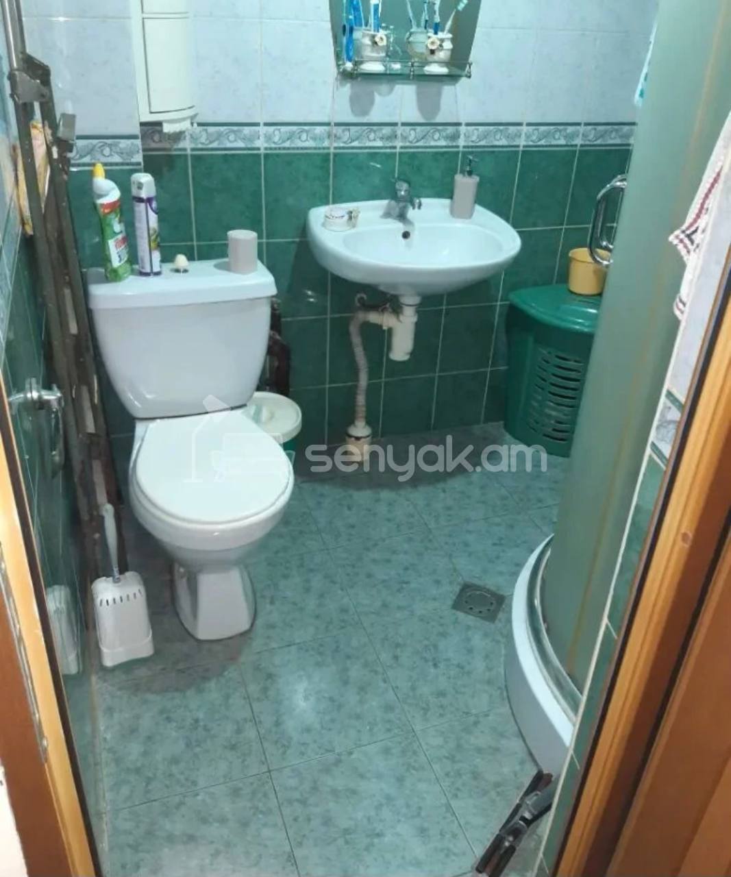 3 Սենյականոց Բնակարան Քարե Շենքում, 68քմ, 1/5 հարկ, Կապիտալ Վերանորոգված, Կահավորված