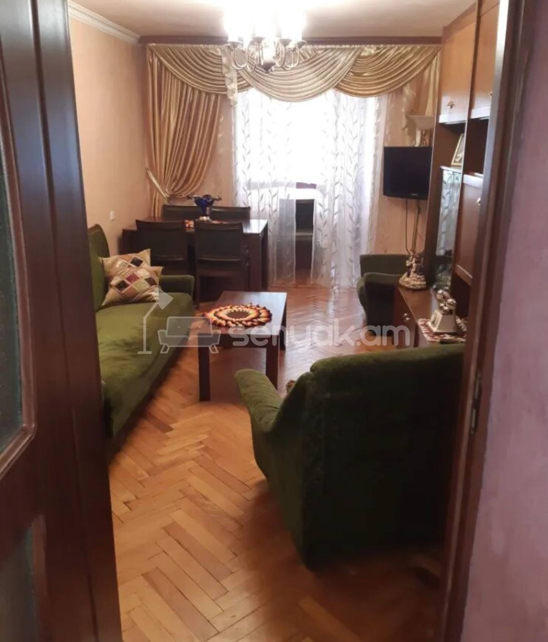 3 Սենյականոց Բնակարան Քարե Շենքում, 68քմ, 1/5 հարկ, Կապիտալ Վերանորոգված, Կահավորված