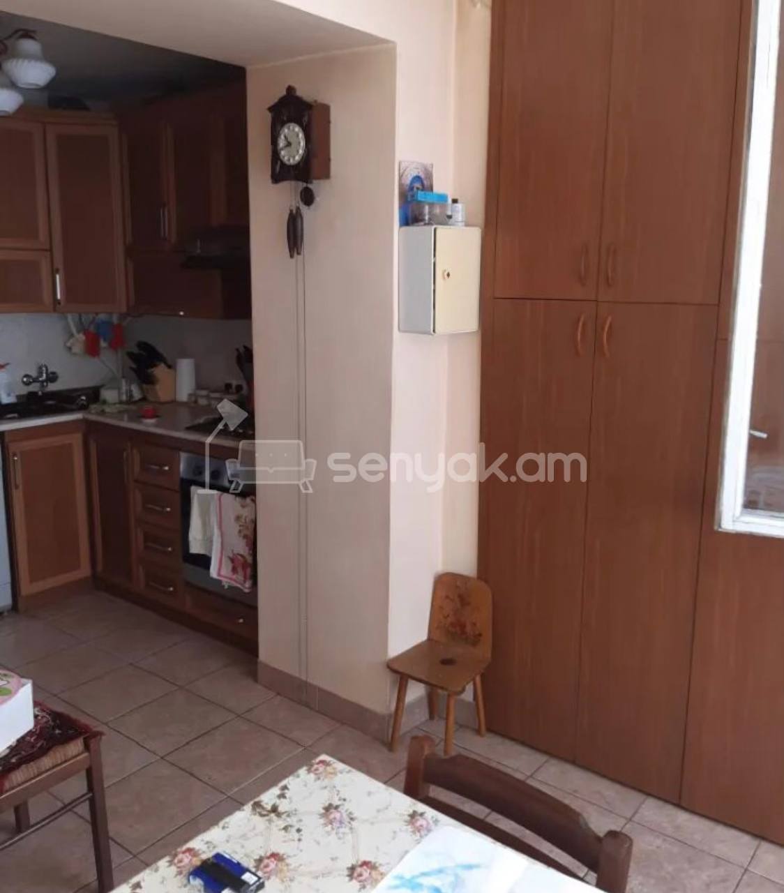 3 Սենյականոց Բնակարան Քարե Շենքում, 68քմ, 1/5 հարկ, Կապիտալ Վերանորոգված, Կահավորված