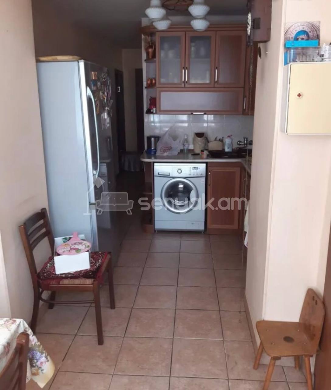 3 Սենյականոց Բնակարան Քարե Շենքում, 68քմ, 1/5 հարկ, Կապիտալ Վերանորոգված, Կահավորված