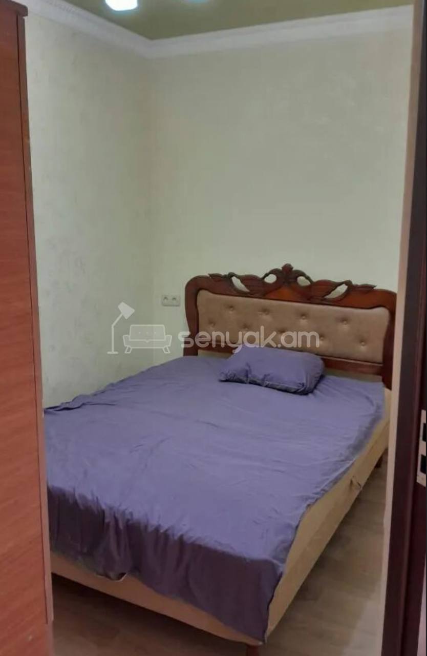 2 Սենյականոց Բնակարան Քարե Շենքում, 30քմ, 4/4 հարկ, Կապիտալ Վերանորոգված, Կահավորված