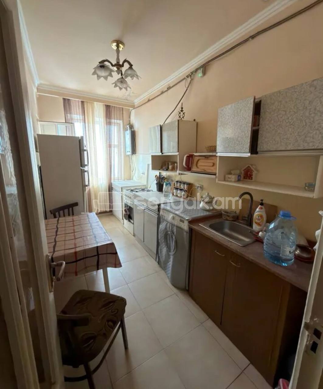 3 Սենյականոց Բնակարան, 75քմ, 5/9 հարկ, Կոսմետիկ Վերանորոգված, Կահավորված