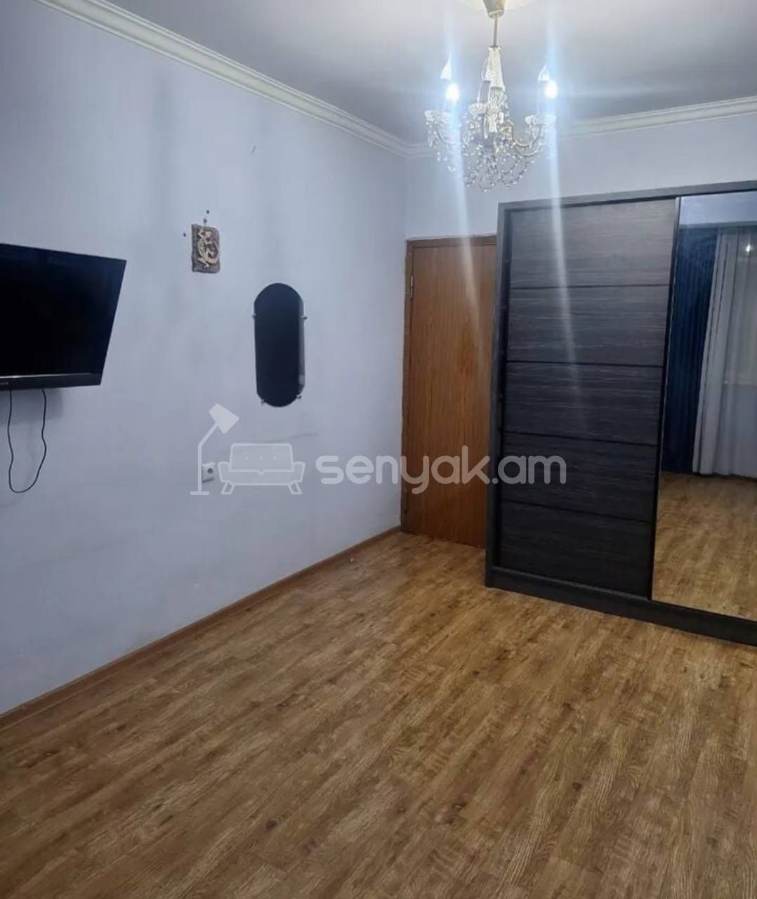 3 Սենյականոց Բնակարան Քարե Շենքում, 79քմ, 4/5 հարկ, Նորմալ Վիճակում, Կահավորված