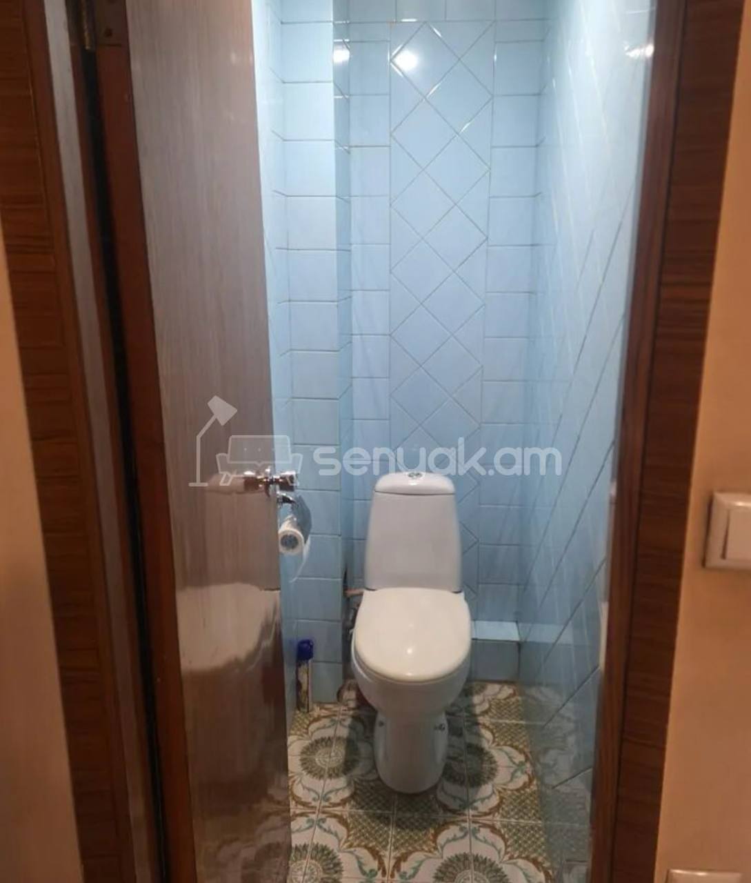 3 Սենյականոց Բնակարան Քարե Շենքում, 79քմ, 4/5 հարկ, Նորմալ Վիճակում, Կահավորված