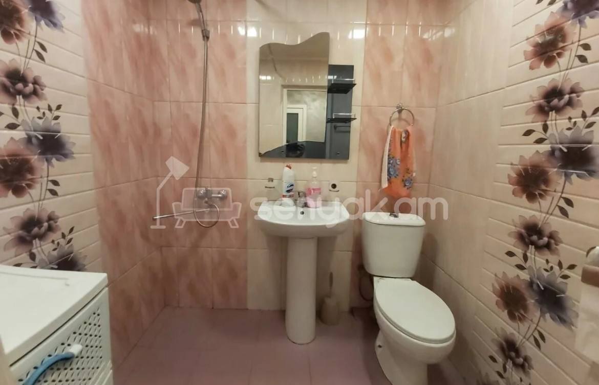 2 Սենյականոց Բնակարան Քարե Շենքում, 43քմ, 9/9 հարկ, Կապիտալ Վերանորոգված, Կահավորված