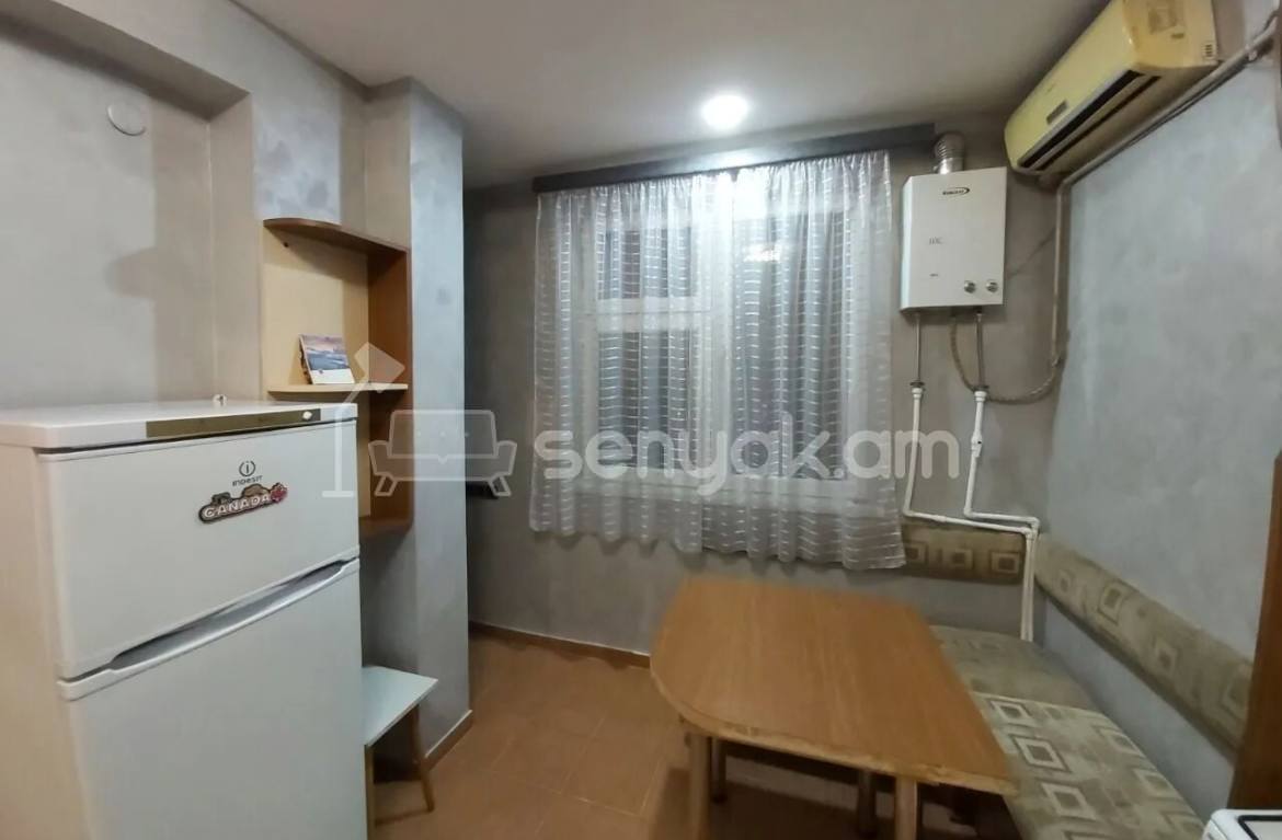 2 Սենյականոց Բնակարան Քարե Շենքում, 43քմ, 9/9 հարկ, Կապիտալ Վերանորոգված, Կահավորված