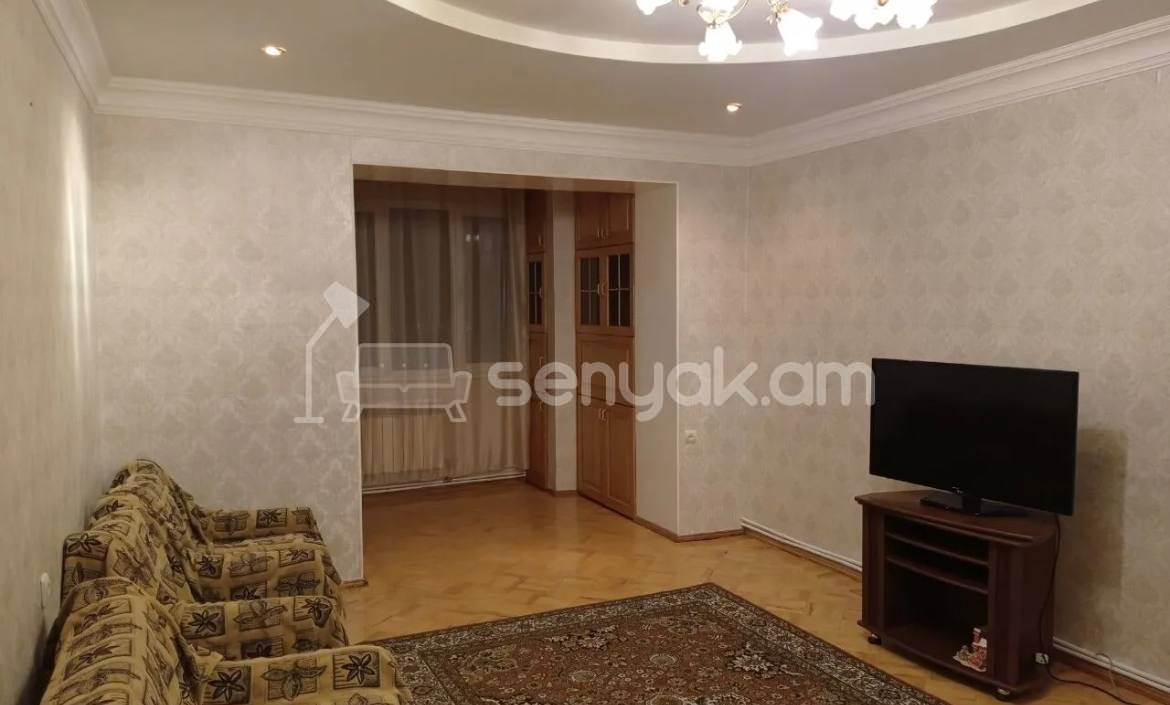 3 Սենյականոց Բնակարան Քարե Շենքում, 80քմ, 4/5 հարկ, Կապիտալ Վերանորոգված, Կահավորված