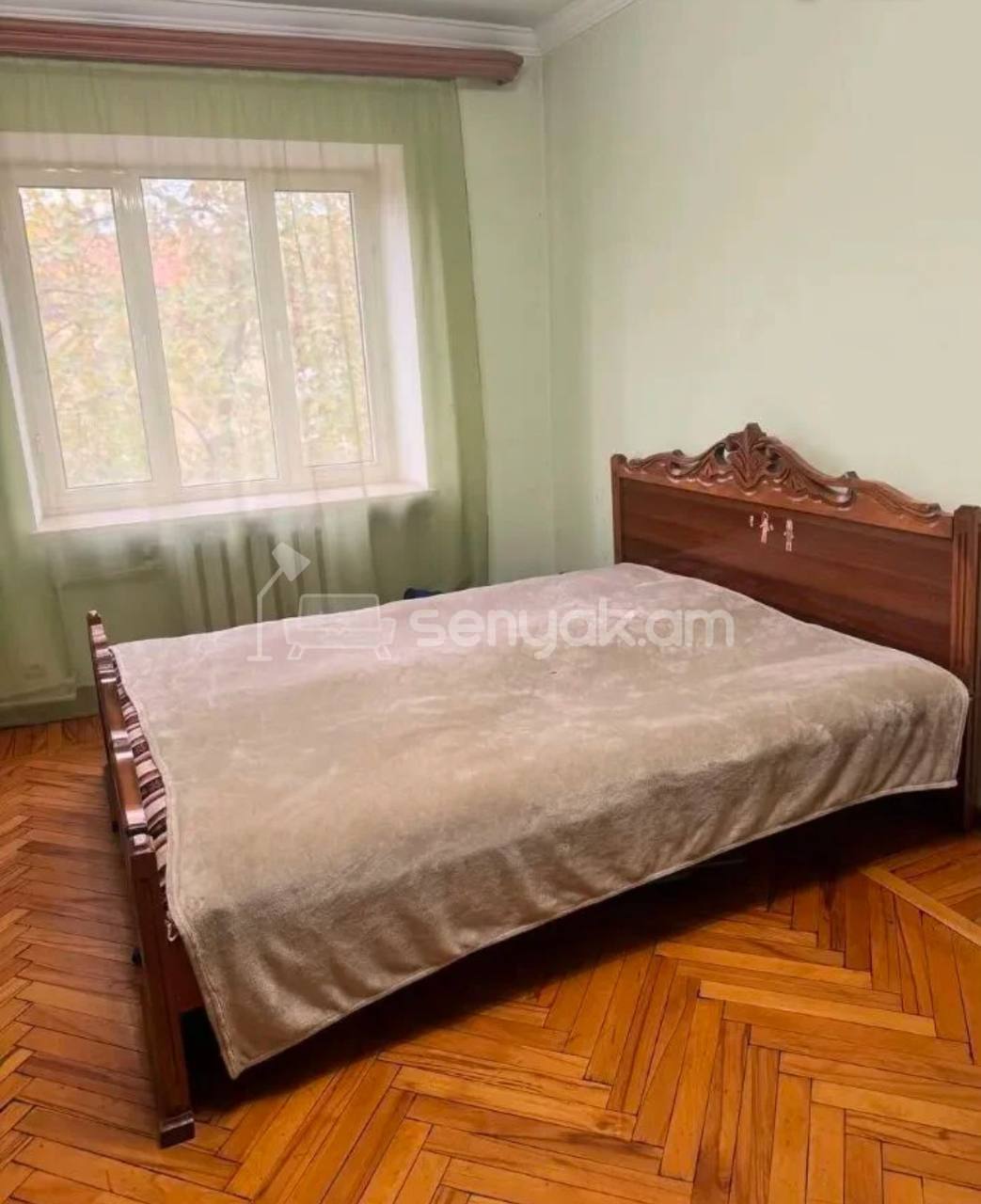 3 Սենյականոց Բնակարան Քարե Շենքում, 75քմ, 5/5 հարկ, Կապիտալ Վերանորոգված, Կահավորված